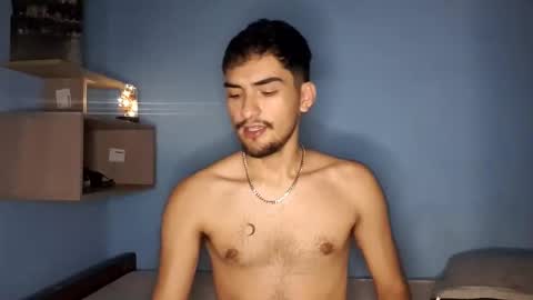 auron_merrow online show from December 2025 05:49:02 AM