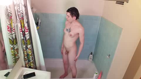 Aurora online show from March 2025 08:21:02 PM