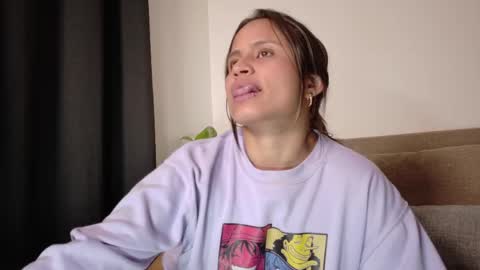 aurora_collins08 online show from June 2026 04:18:01 PM