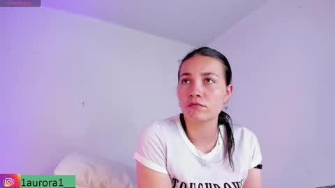 aurora_divine online show from May 2026 07:00:01 PM