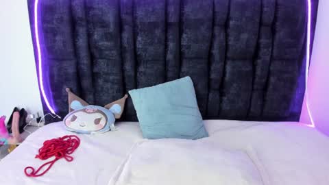 Snapshot of aurora_doll_ chatting on June 2026 02:48:01 PM AURORA online show from June 2026 02:48:01 PM