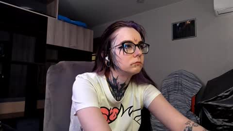 Milana online show from September 2025 08:05:02 AM