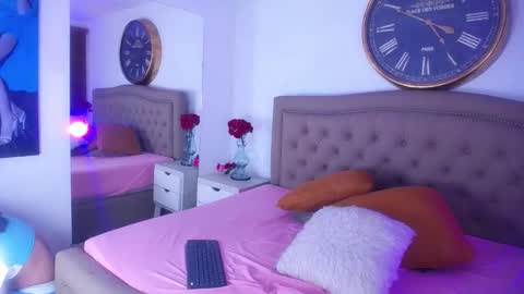 Aurora Ricci online show from October 2025 12:50:02 PM