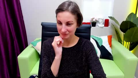 Aurora online show from December 2024 03:36:02 PM