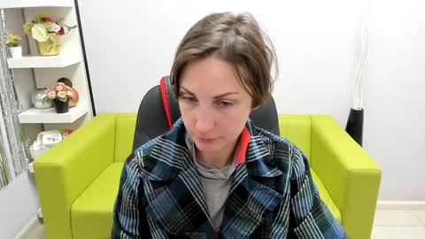 Aurora online show from December 2024 03:31:02 PM