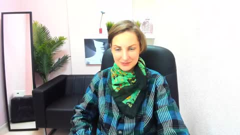 Aurora online show from December 2024 06:38:01 PM