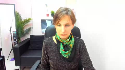 Aurora online show from February 2025 06:30:02 PM