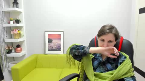 Aurora online show from February 2025 04:20:01 AM