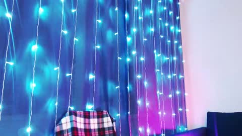 Snapshot of auroraunique chatting on March 2025 03:35:01 PM Aurora online show from March 2025 03:35:01 PM