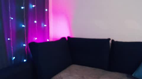 Snapshot of auroraunique chatting on February 2026 07:51:01 AM Aurora online show from February 2026 07:51:01 AM