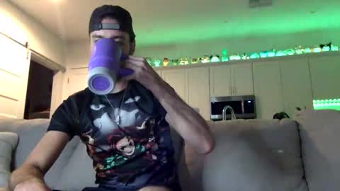 Snapshot of austincutieyes chatting on November 2025 05:07:02 AM AudiEna online show from November 2025 05:07:02 AM