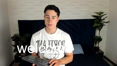 Austin  online show from April 2026 07:58:01 PM