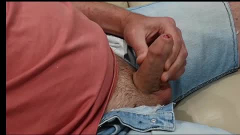 austr0ker online show from January 2025 08:17:01 AM