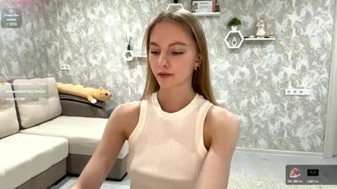 Annie online show from November 2025 03:52:02 PM