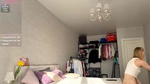 Annie online show from March 2026 01:06:01 PM