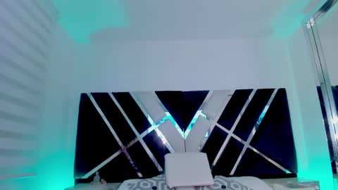Snapshot of ava_fontana2 chatting on June 2026 11:44:01 PM Ava Fontana online show from June 2026 11:44:01 PM