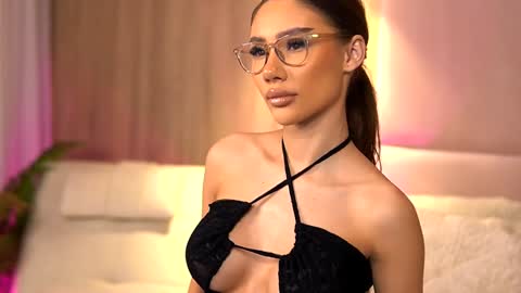 Snapshot of ava_heath chatting on January 2025 10:41:02 PM Ava online show from January 2025 10:41:02 PM