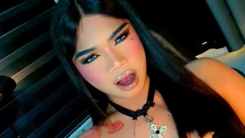 Snapshot of ava_lux chatting on July 2026 05:30:01 PM Ava online show from July 2026 05:30:01 PM