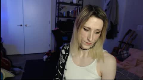 Ava online show from February 2026 08:16:01 PM