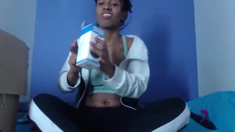 avalericherrycm101 online show from September 2025 03:52:01 AM