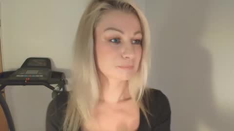 Eira online show from January 2026 04:00:01 PM