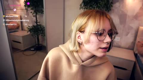 avaobierne online show from January 2026 07:11:01 PM