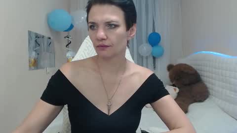 avasaturnian online show from September 2025 12:10:01 PM