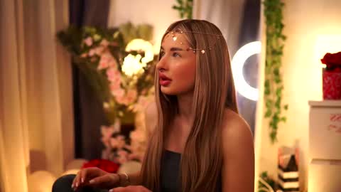 Snapshot of avashay chatting on February 2025 10:18:02 PM Carina online show from February 2025 10:18:02 PM