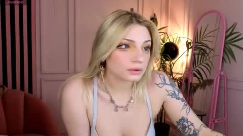 Snapshot of avasun chatting on February 2026 10:02:02 PM avasun online show from February 2026 10:02:02 PM