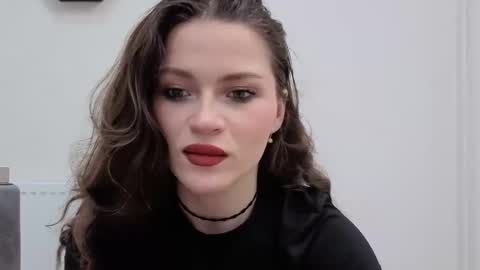 Aveline online show from April 2026 05:33:01 PM