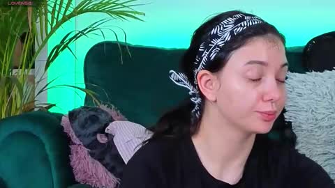 AveryWillow online show from November 2025 04:58:02 AM