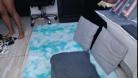 AVIS  online show from April 2026 06:42:02 PM