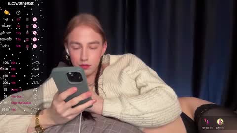 avril_pearly_ online show from January 2025 10:56:01 PM