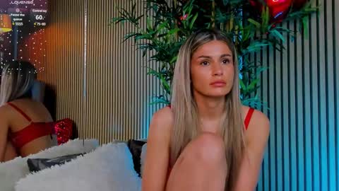 AVRILL CYRUX online show from February 2025 02:15:02 PM