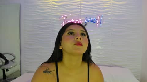 Avy  online show from January 2025 11:32:02 AM