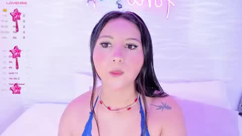 Avy  online show from February 2025 11:40:02 AM