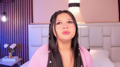 Avy  online show from April 2026 11:44:02 AM