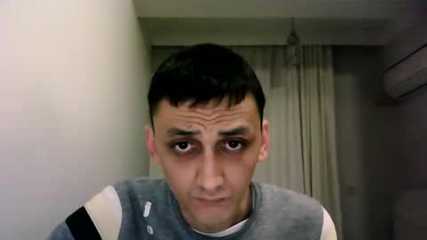 Snapshot of awesenheit chatting on January 2025 01:28:01 PM awesenheit online show from January 2025 01:28:01 PM