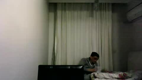 Snapshot of awesenheit chatting on February 2025 06:55:02 PM awesenheit online show from February 2025 06:55:02 PM