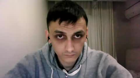 Snapshot of awesenheit chatting on February 2025 01:57:01 AM awesenheit online show from February 2025 01:57:01 AM