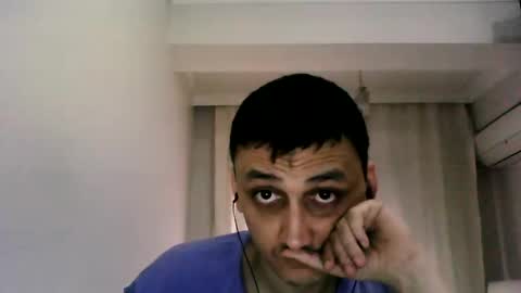 Snapshot of awesenheit chatting on May 2026 09:27:02 AM awesenheit online show from May 2026 09:27:02 AM