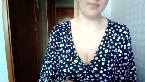 awesomeladyy online show from April 2026 07:59:02 AM