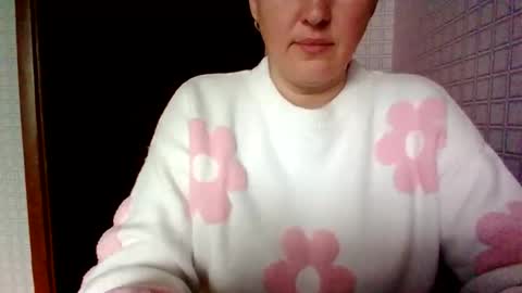 awesomeladyy online show from June 2026 06:48:02 AM