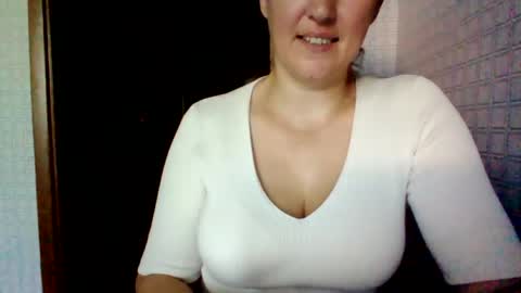 Snapshot of awesomeladyy chatting on July 2026 06:48:01 AM awesomeladyy online show from July 2026 06:48:01 AM