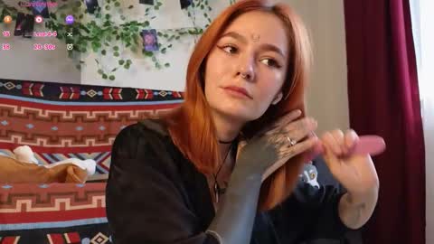 Snapshot of aww_burn chatting on November 2025 05:42:01 AM Tris online show from November 2025 05:42:01 AM