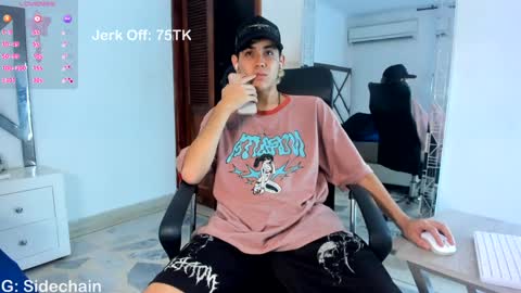 Snapshot of axel_cifer chatting on January 2025 08:28:01 PM Axel cifer online show from January 2025 08:28:01 PM