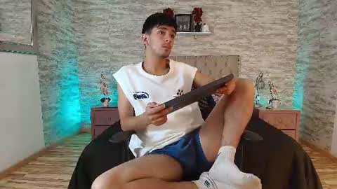 Snapshot of axel_draven chatting on July 2026 12:33:01 PM axel_draven online show from July 2026 12:33:01 PM
