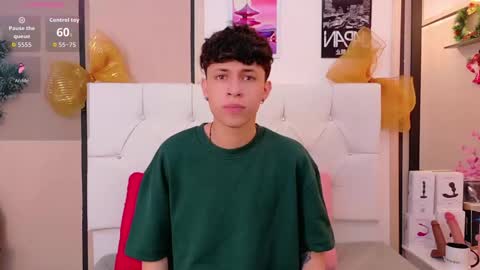 Axel Evanss online show from December 2025 01:28:01 PM