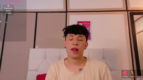 Axel Evanss online show from April 2026 12:10:01 PM