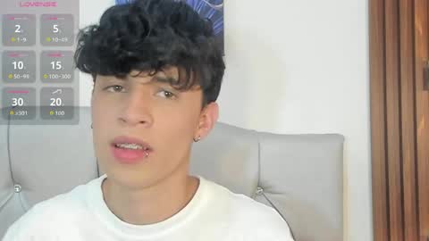 Snapshot of axel_evanss chatting on May 2026 05:53:01 PM Axel Evanss online show from May 2026 05:53:01 PM